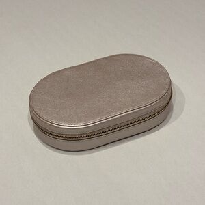 Pink Metalic leather case for jewelry